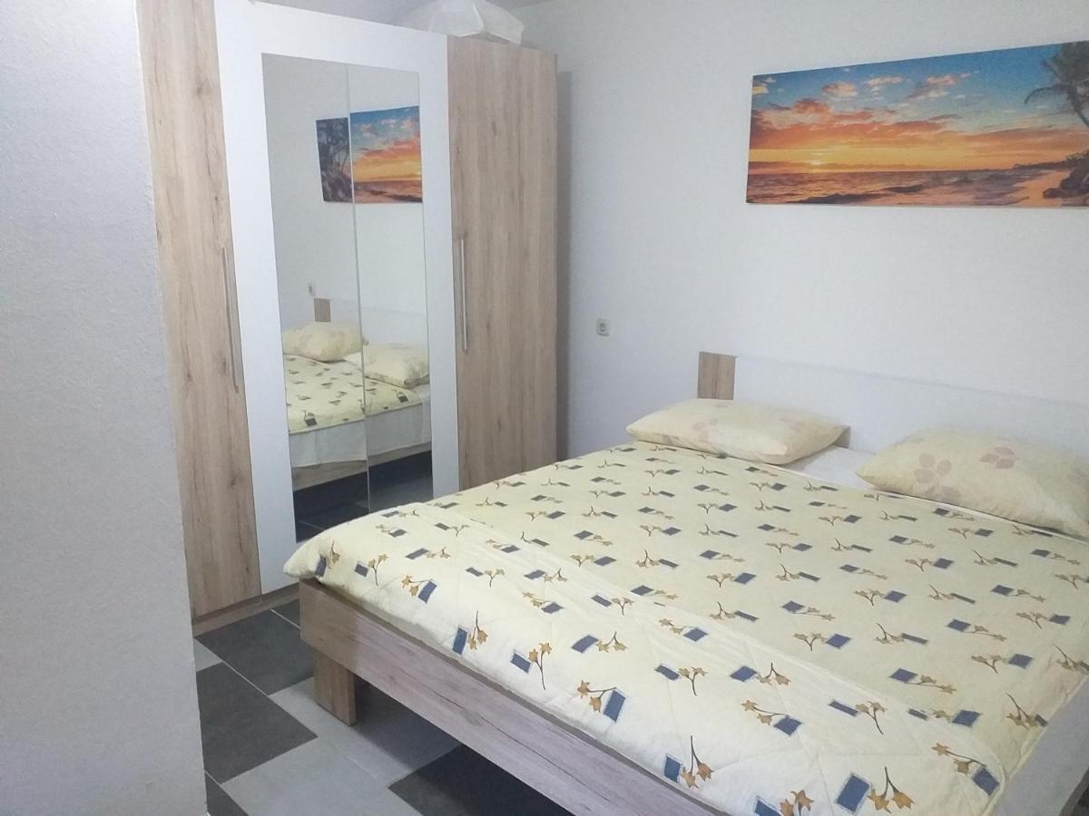 Apartmani Branka Rtina Exterior foto