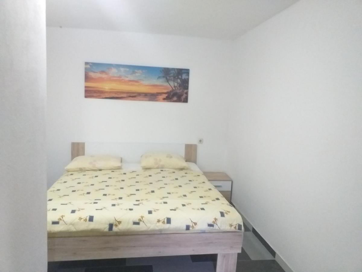 Apartmani Branka Rtina Exterior foto